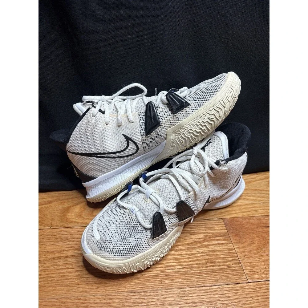 Nike Kyrie 7 Black Glow Hyper CQ9326-100 White Men’s Basketball Shoes Size 9.5